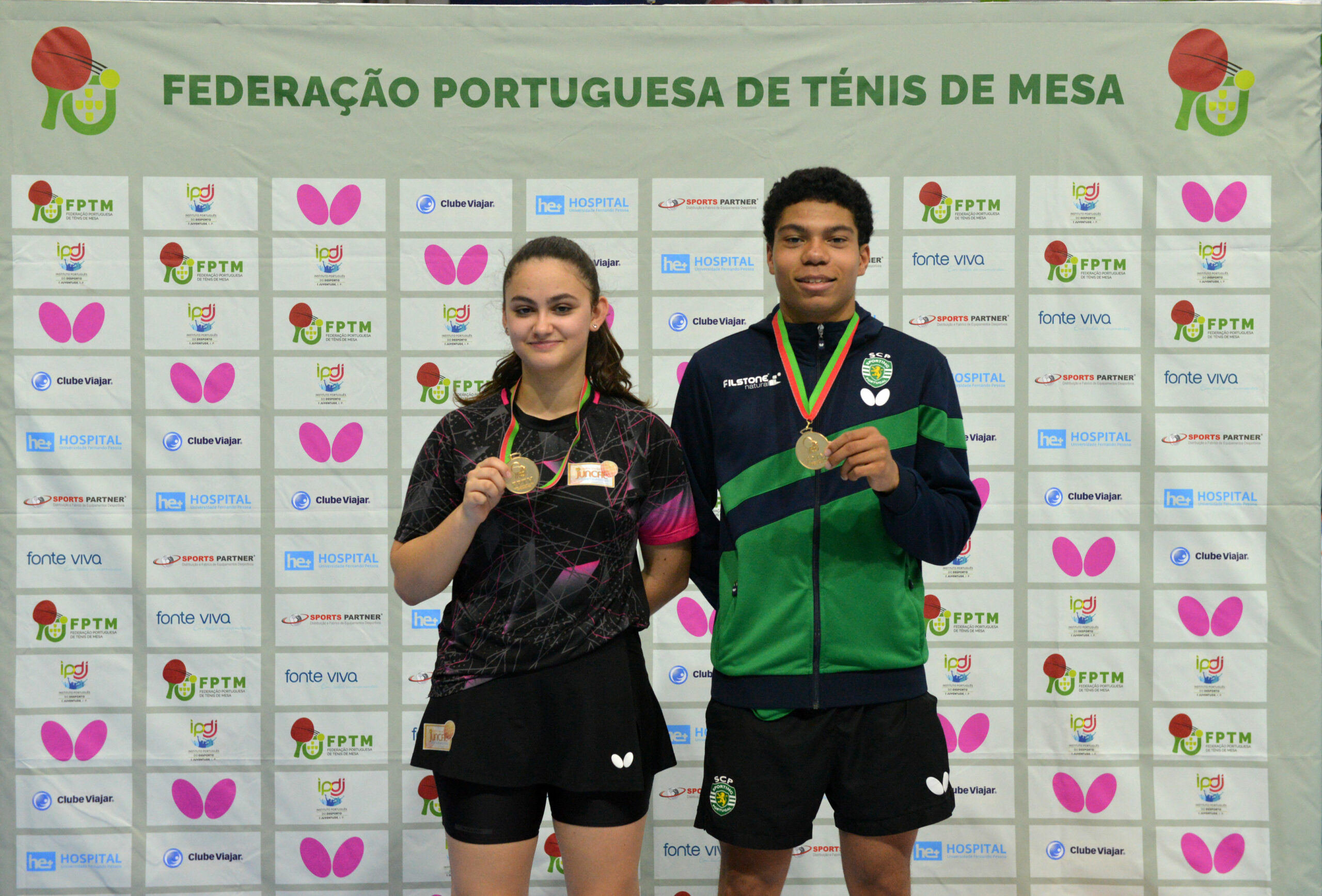 Júlia Leal e Tiago Abiodun são os campeões nacionais sub15
